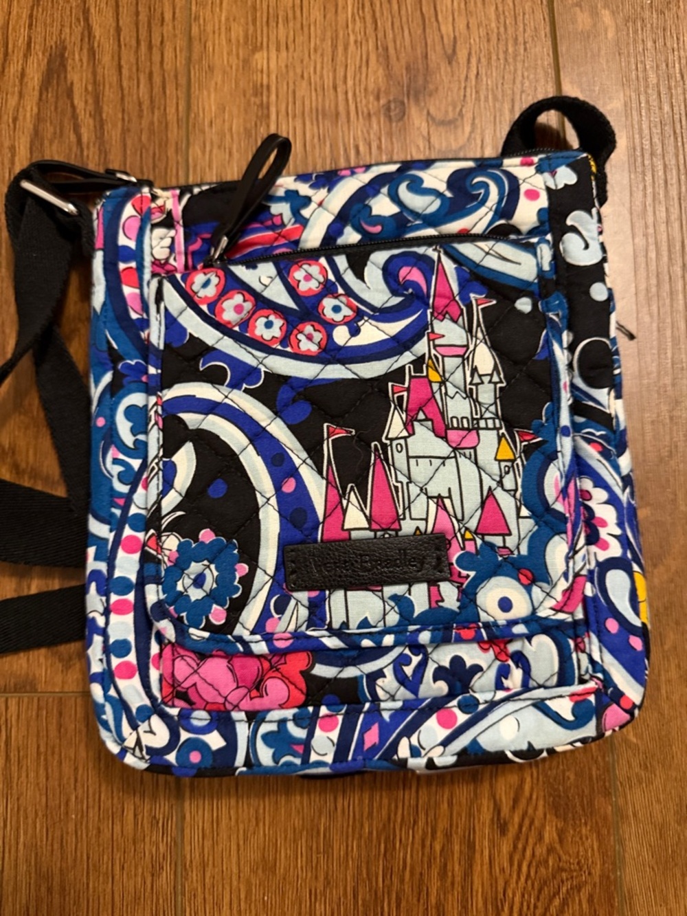 Vera Bradley Disney small sling bag